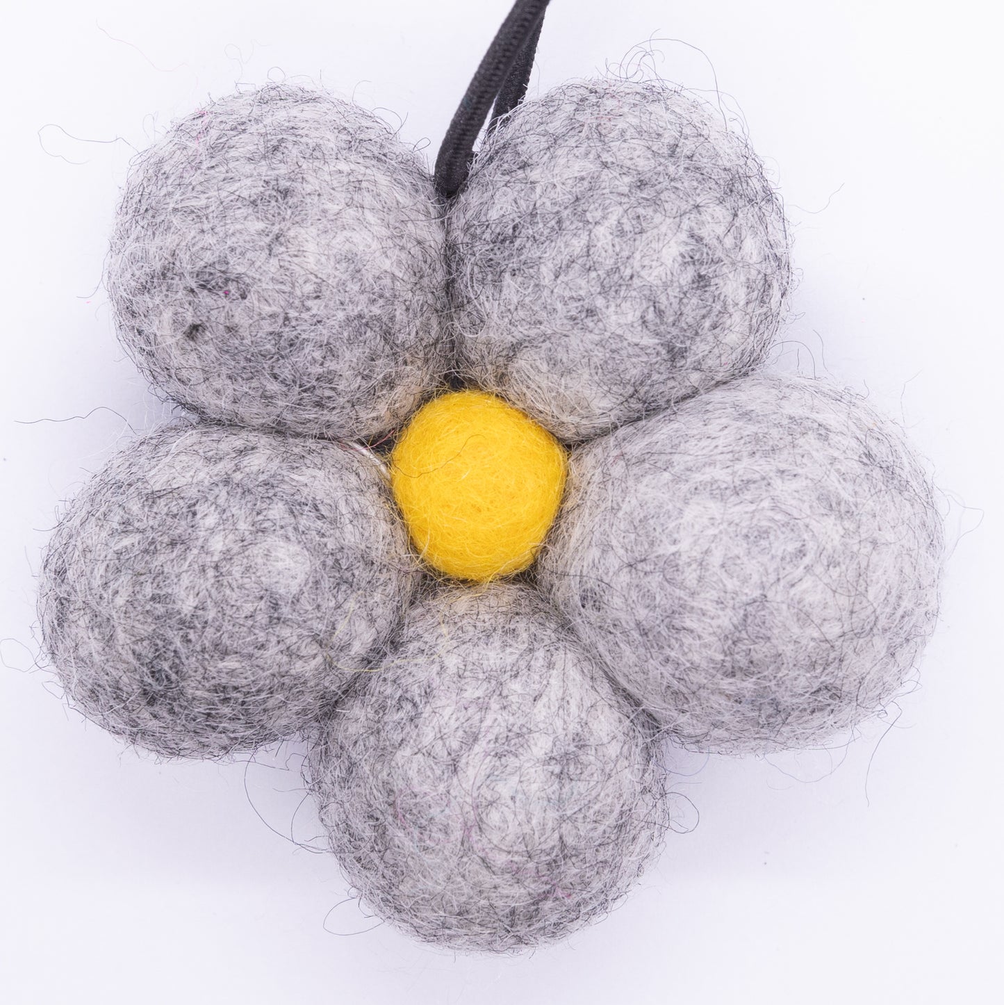 Marbled Light Grey Daisy